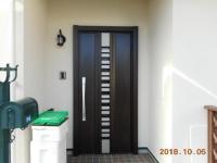 玄関ドアの交換写真